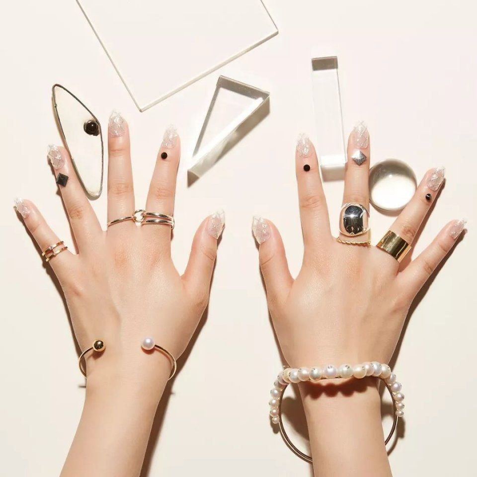 100款夏日美甲清单，请直接拿给你的美甲师安排!