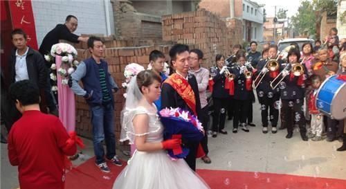  【不少农民】农村“彩礼买妻”成新风，刚说要限制，又有农民反