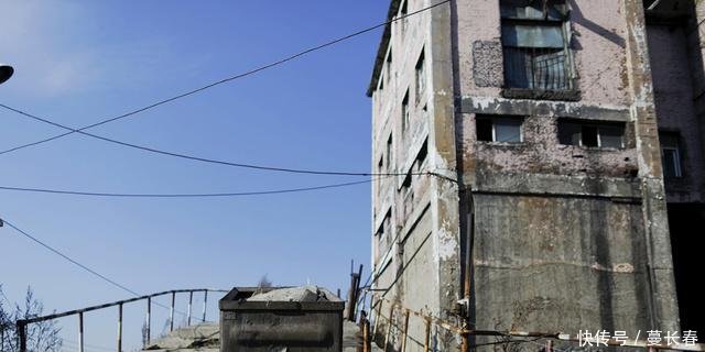 全球年产量第一的煤田, 煤层厚度近千米, 煤炭资源量3168亿吨