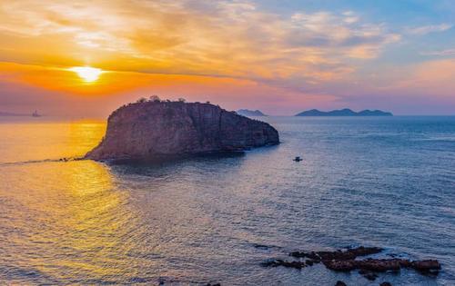 中国“最不合群”的城市，经济反超省会城市，常被误认为是外省的