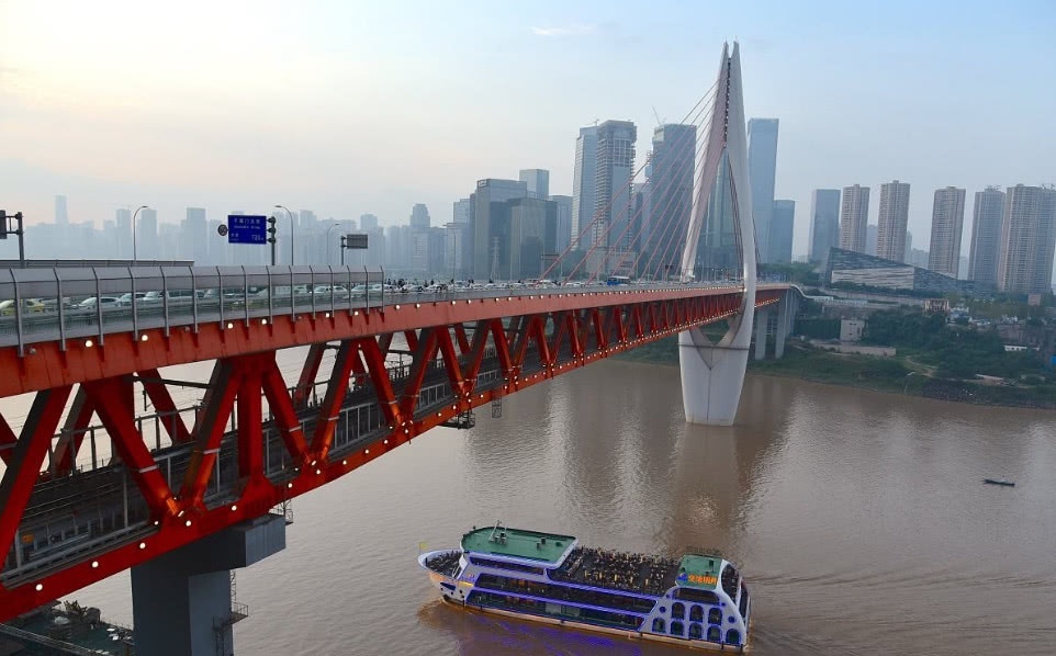 中国最坎坷的城市，三次成为直辖市，如今红遍世界