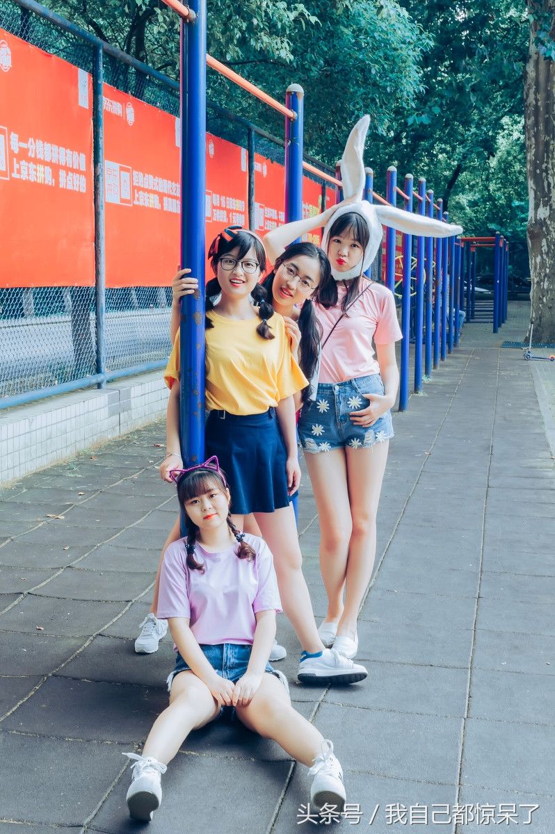 多少的笔墨败坏了心中的诗歌，多少的旅行破灭了理想的远方