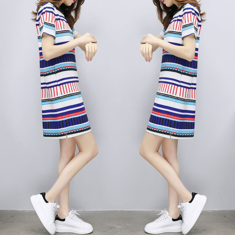 又上市一种“流氓裙”，遮肉显高，性感有女人味，贼适合矮个子