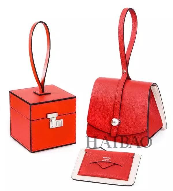 纠结| 漂亮包包太多出门背哪一款?2018后半年最流行的是这些!