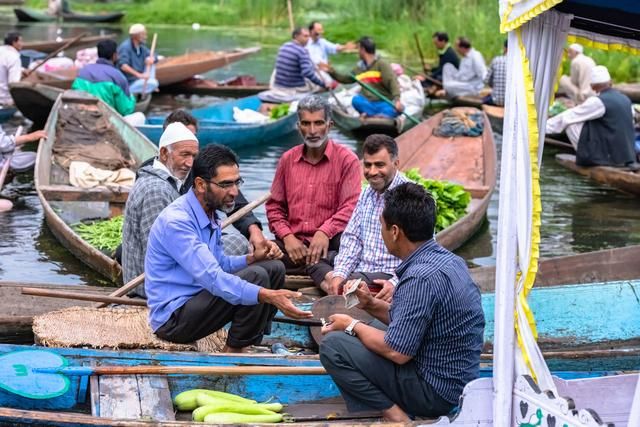 印度控制下的克什米尔地区，看了你就知道它有多美