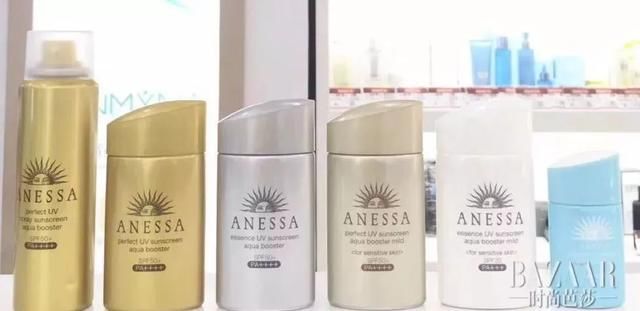 “斩澜色”大雨里都不脱妆？夏季玩水大作战我也能做到！