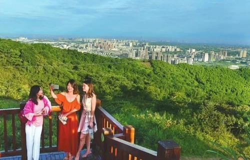 成都下一个打卡胜地来了！“城市之眼”丹景台景区开放啦