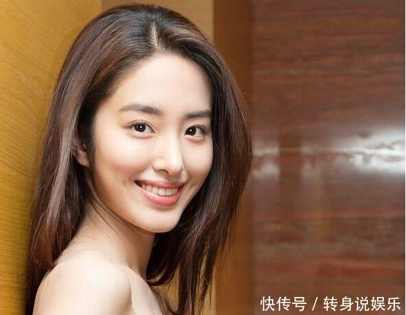 《芳华》主演曝知名导演潜规则，女孩抑郁不敢出门，网友：冯导？