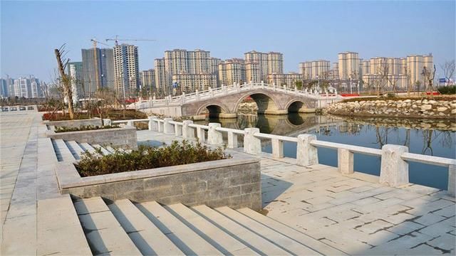 湖北这个拥有百万人口的县，迎来百亿高铁，未来将辉煌腾飞