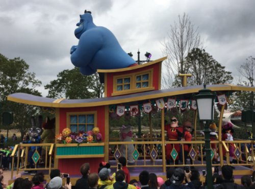 中国物价最昂贵的景区，游客绑住食物进去游玩，网友：食物吃不起