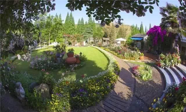 66岁大叔，8年时间打造出了中国最美私家花园，让人叹为观止！