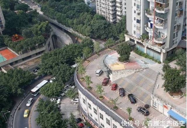  【2号线】为什么都说重庆是神一样的山城