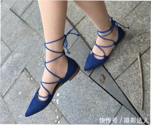 是不是美女，不用看脸，一看腿和高跟鞋就知道了！