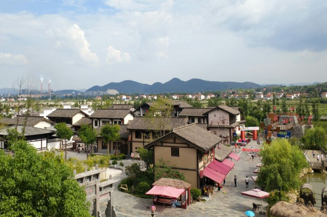 陕西最无奈的古镇,投资2.5亿元仿建,游客却说像个大公园