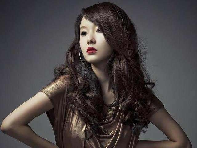 吹牛被拆穿惨遭打脸的6大明星, 有人吹牛和死人吃过饭