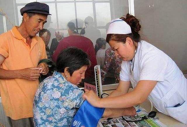 在农村，农民手上有30万元，算有钱人吗?老农一番话，太现实了!