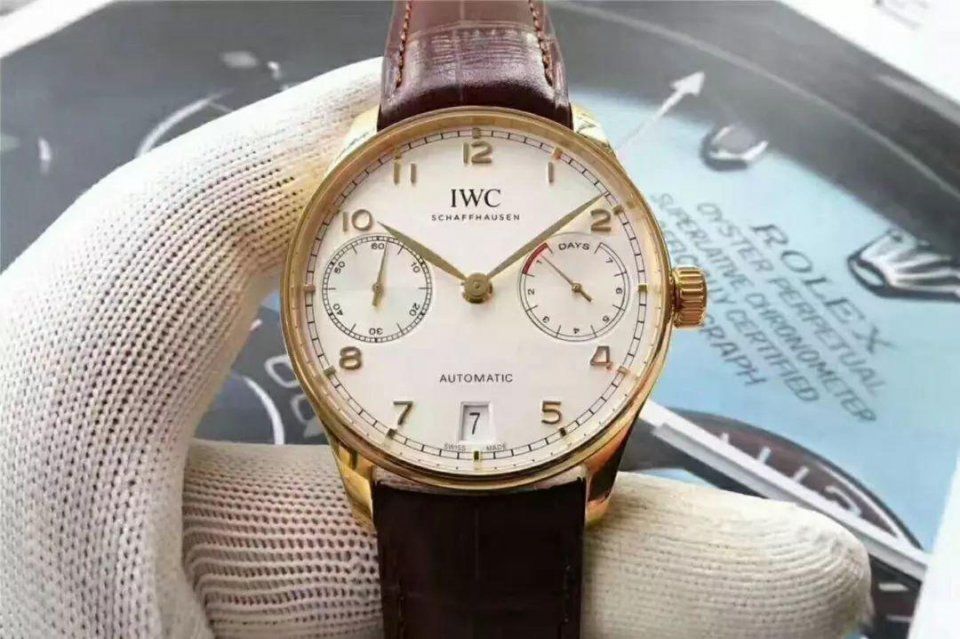 佐罗腕表;低调而不失内涵 提升您的身份象征的劳力士黑水鬼震撼来