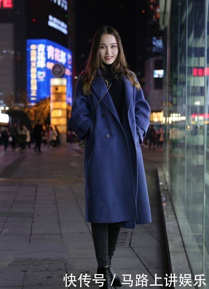 优美:优美穿搭,哪位更美呢?,街拍美女:俏皮可人的紧身裤小姐姐