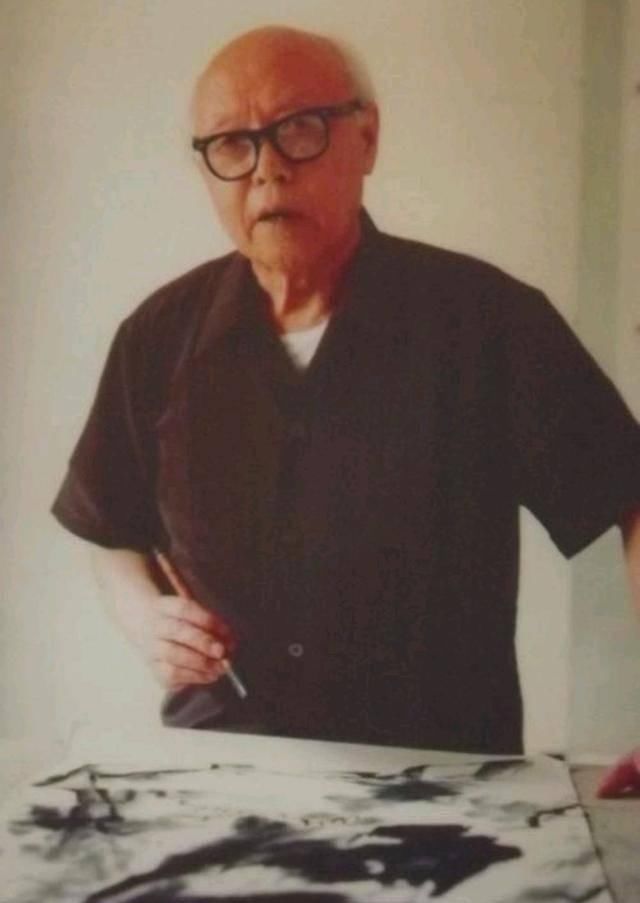  「名气」范曾本来是李苦禅高徒，为什么李苦禅至死都不认可？你看看他干了哪些
