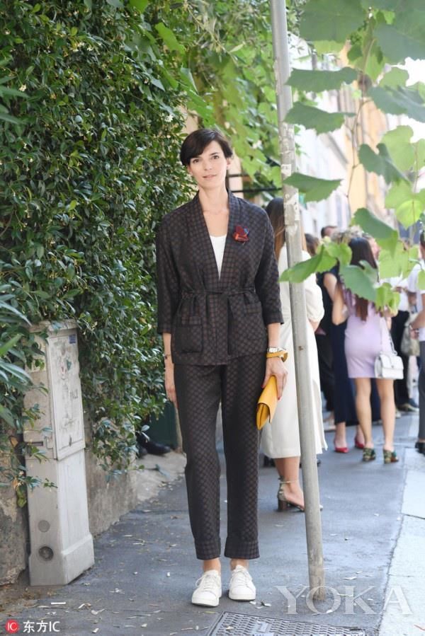 听说吴宣仪的这衣服火了？方便、舒适……买一套根本不够穿！