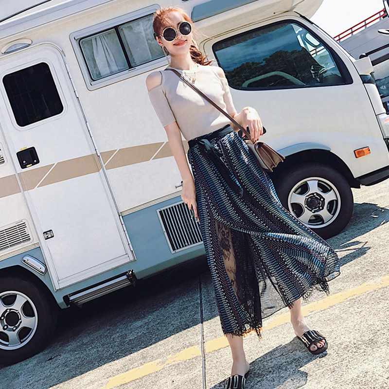 腰粗屁股大女人,别穿裙子了!多穿这样的靓装,遮肉显瘦又减龄