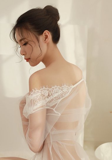 泰国人妖睡觉都不穿文胸?原来像下面这样子穿，轻柔舒适极度诱惑