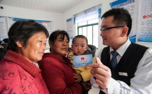  「好处」个人交社保和公司交社保有什么区别？哪个对自己更加有