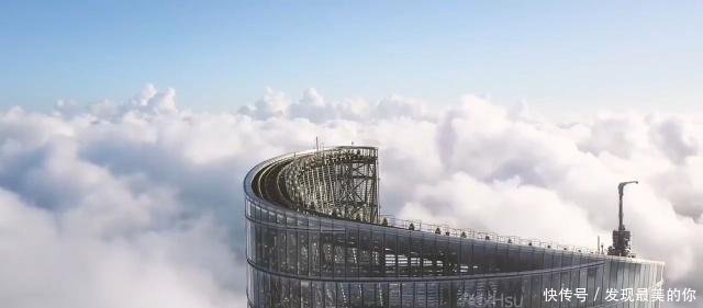 高达632米的上海中心大厦，乱风摆动幅度超过一米，你敢去玩吗