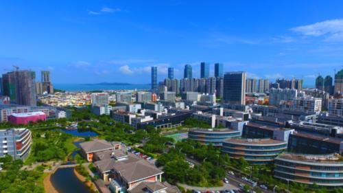 厦门■我国“很特别”的城市，行政级别高于省会，有“海上花园”的美誉