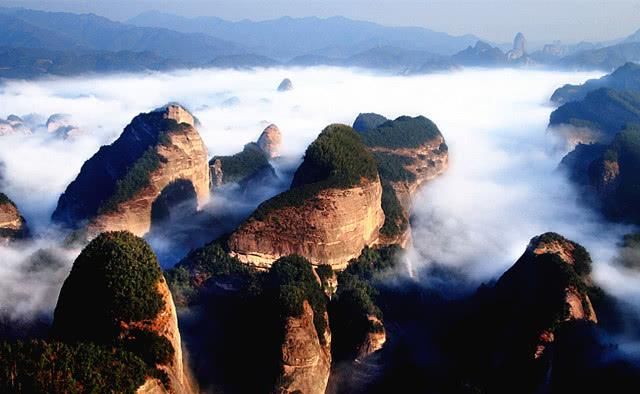 中国“最无奈”的一座名山，名字有很多人都不会念，景色却非常美