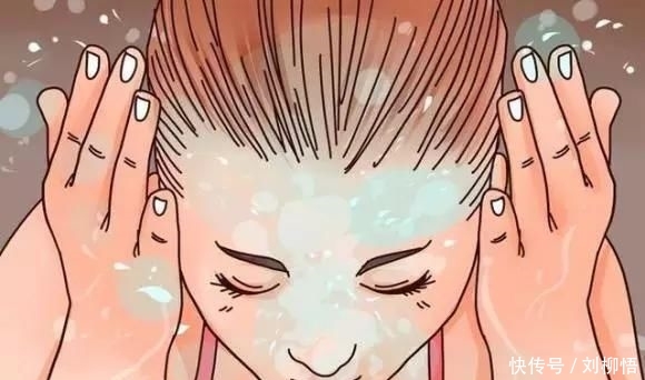  『皮肤』女人晚上跟我学，皮肤光滑变漂亮