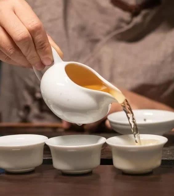 是什么让城里人抢着往干坑跑,莳光·山居让你忘记时间!