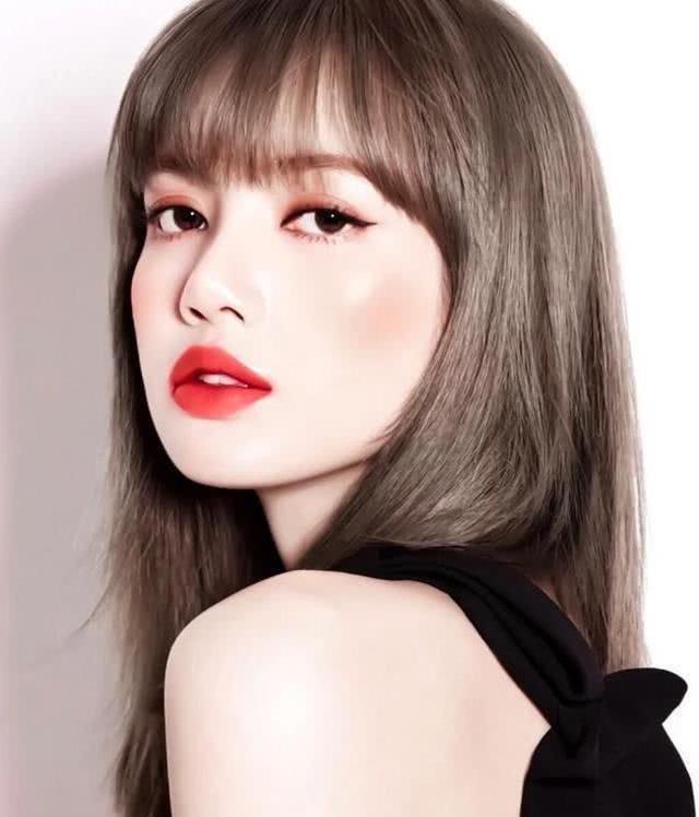 『太美』别再染黄头发了，很土！看Lisa新染的5种“显白”发色，太美了