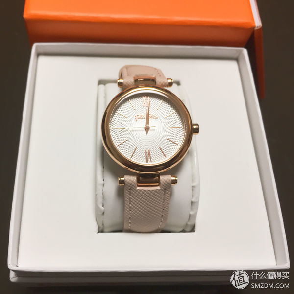 礼物秀 篇一:送给自家女王的七夕结婚纪念日玫瑰金-Folli Follie