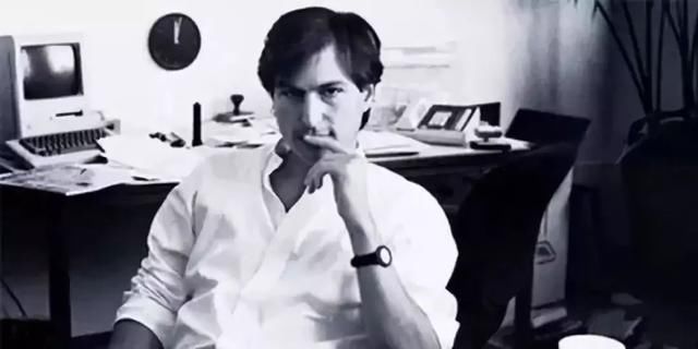 年轻时的乔布斯居然那么帅，他为何独爱精工！