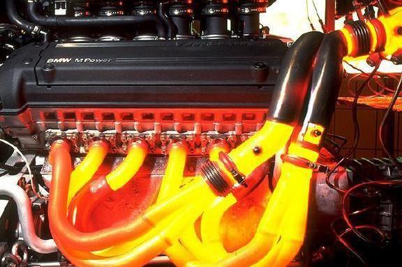 都说“人歇车不歇”，那一辆车到底可以连续行驶多久？