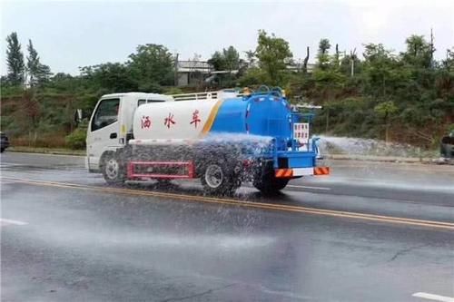  从来不|为什么洒水车从来不换歌？听司机怎么说，不是不换是不能