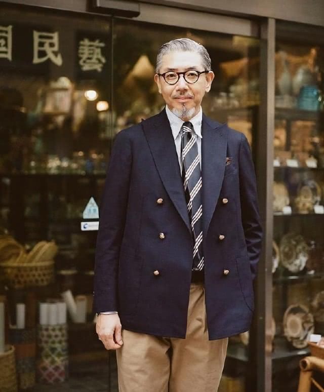 #皮带#还将衣摆塞进裤子里别傻了,2020年你缺少一条皮带