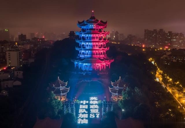 中国江南三大名楼之一，长江沿岸黄鹤楼