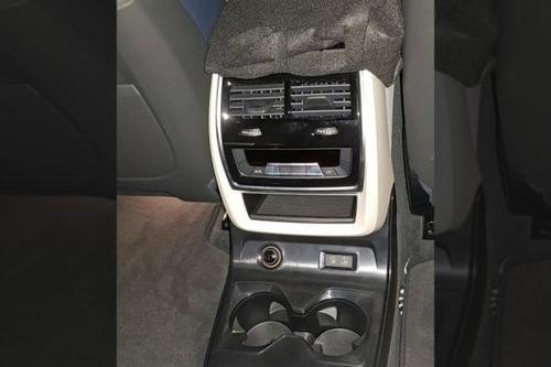 7系的风格+8系的陈列！BMW X7内装流出！