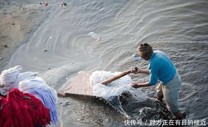 比印度恒河还“毒”的河：河内连鱼都无法生存，当地人却用来煮饭