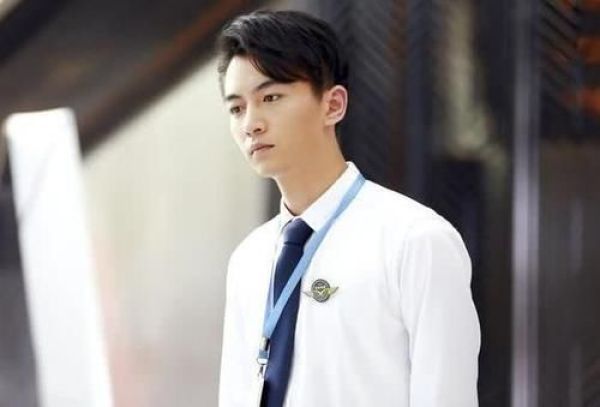 王一博经历了啥