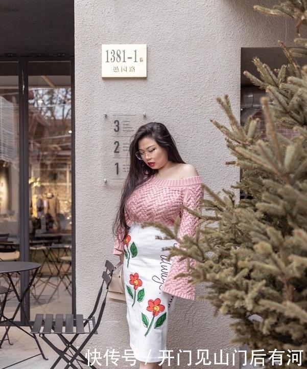【女人】女人,体重超过“百斤”而已,试试这些“藏肉”穿搭,好看又时髦