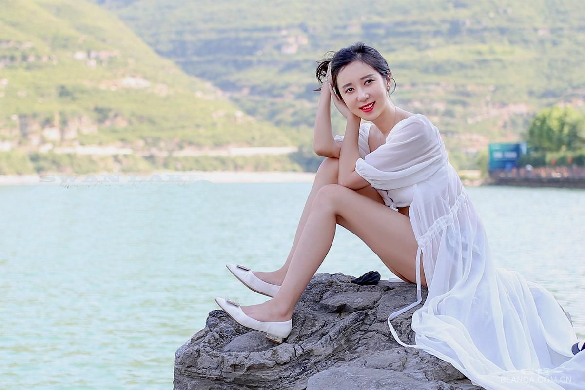 盛夏比基尼-畅玩天鹅湖