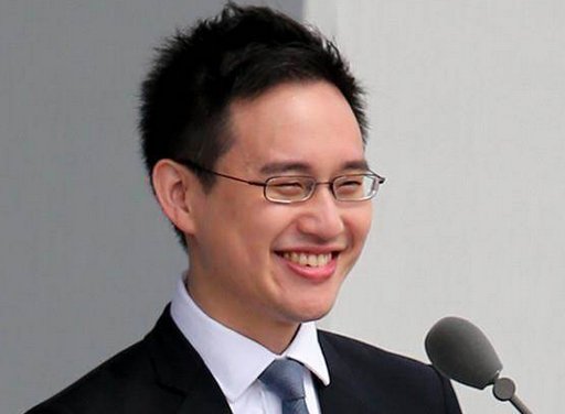 吴钊燮硬挺“口译哥” 因有“大事”要发生?