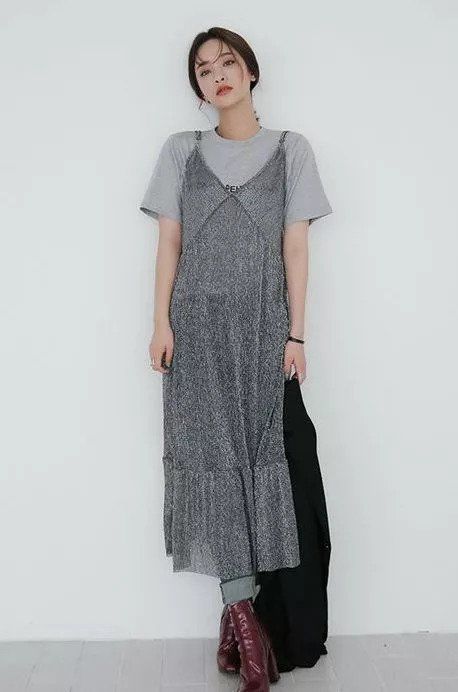 吊带裙真的百搭又好看