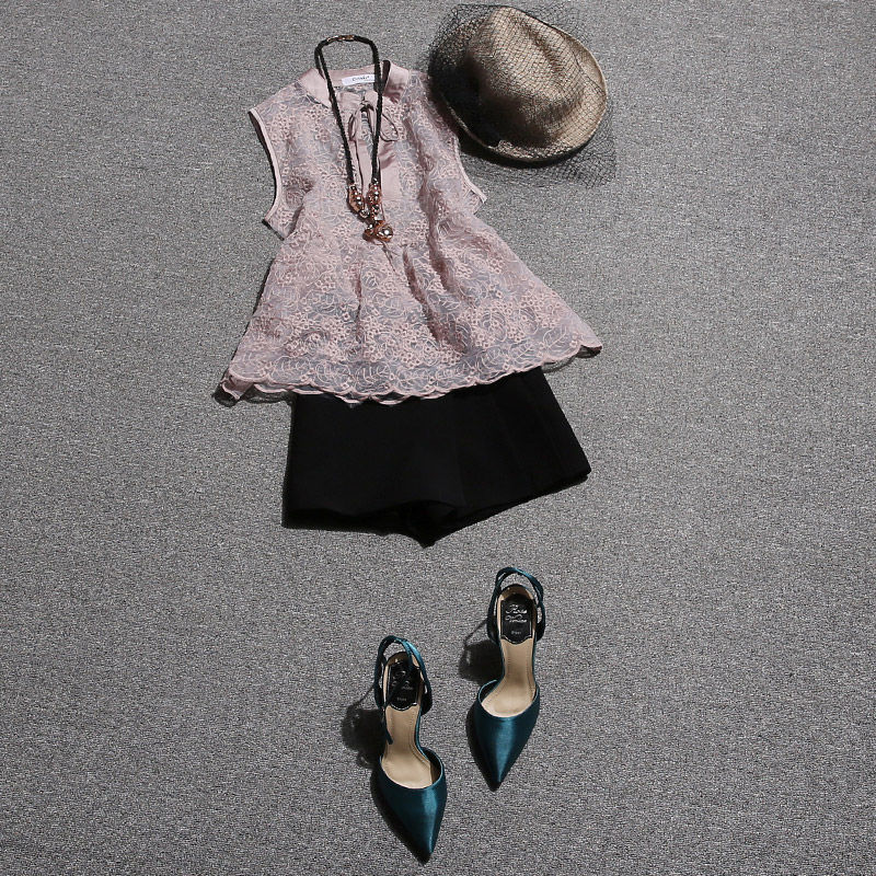 难怪老婆阔腿裤扔了，原来短裤套装上新款，清凉迷人魅力四射