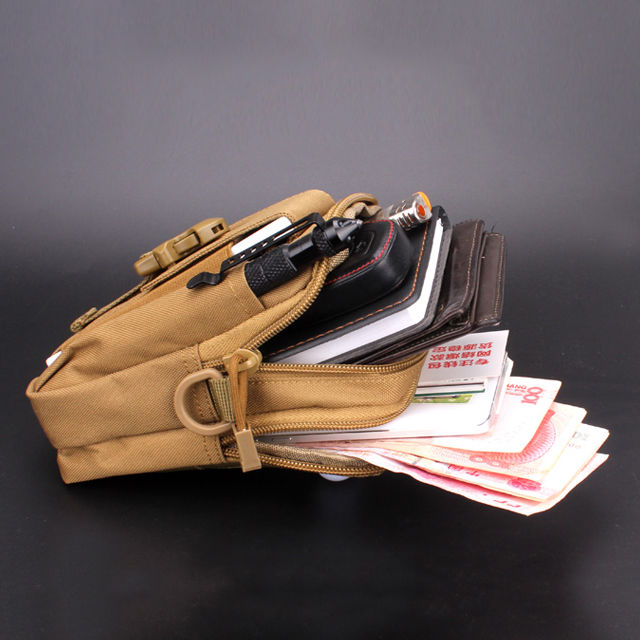 老总出门，连美女秘书都不带，偏偏带这“万红包”，方便还拉风!