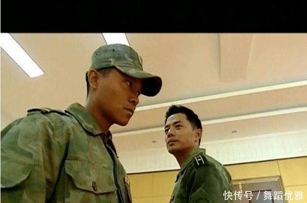  伍六一实际上@《士兵突击》，五六一为了战友舍己为人，为什么不能被老A特招