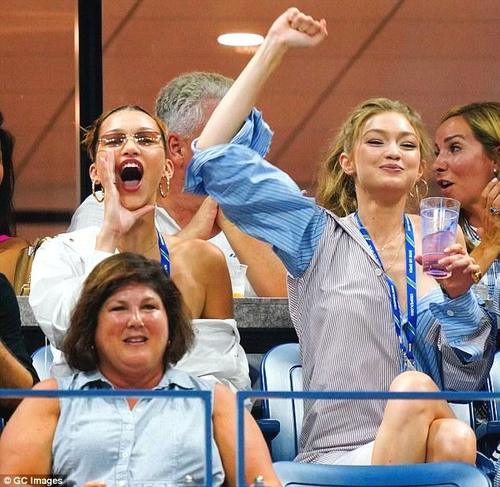 吉吉·哈迪德和贝拉·哈迪德两姐妹同出现 妹妹身材曲线完胜